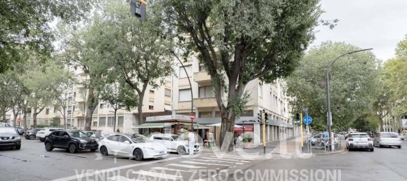 3 rooms Apartment in Florence, Italy No. 36076 12