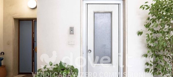 3 rooms Apartment in Florence, Italy No. 36076 10