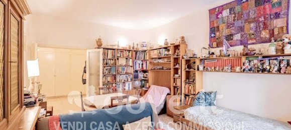 3 rooms Apartment in Florence, Italy No. 36076 31