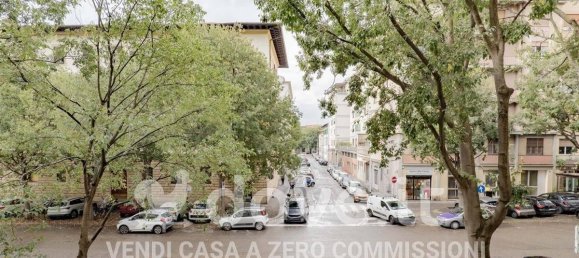 3 rooms Apartment in Florence, Italy No. 36076 66