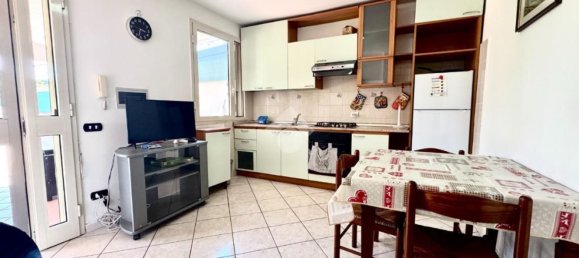 4 rooms Villa in Terracina, Italy No. 267513 7