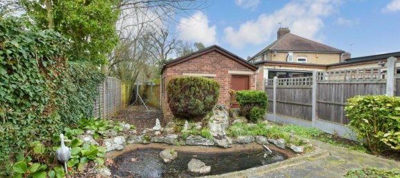 3 bedrooms Commercial property in Chingford, United Kingdom No. 3943 8