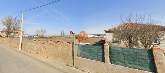  قطعة أرض في Villaquilambre, Spain رقم 98199 3