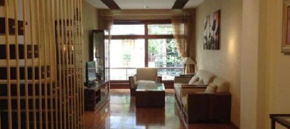 3 bedrooms House in Hoan Kiem, Vietnam No. 6405 11