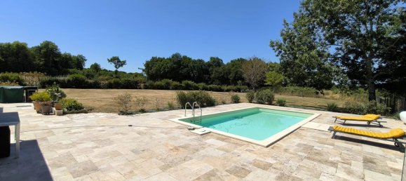 6 bedrooms House in Charente, France No. 335914 16