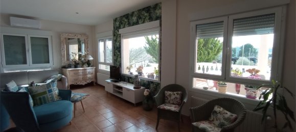 5 bedrooms House in Yecla, Spain No. 166079 8