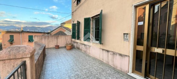 3غرفة شقة في Genoa, Italy رقم 234142 3