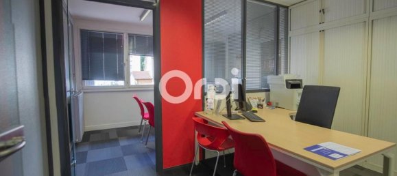 Studio à Limoges, France No. 302551 7