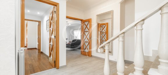 5 bedrooms Villa in Sintra, Portugal No. 123449 13