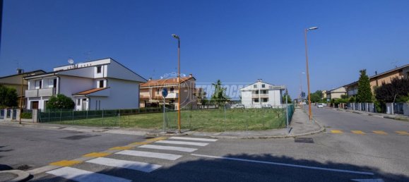 Земельный участок 568м² в Чезена, Италия № 263437 19