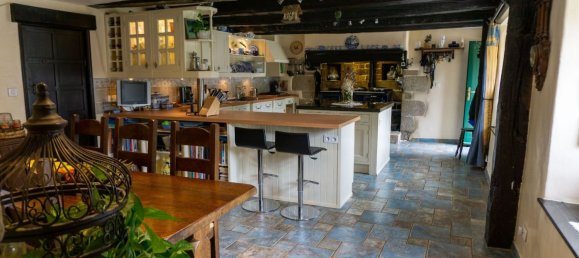 Castelos T8 em Pontivy, France N.º 96251 12