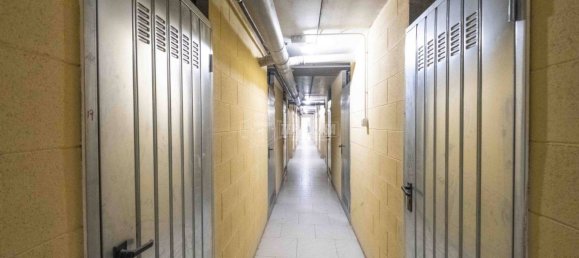 Квартира с 2 спальнями в Трекате, Италия № 116023 26