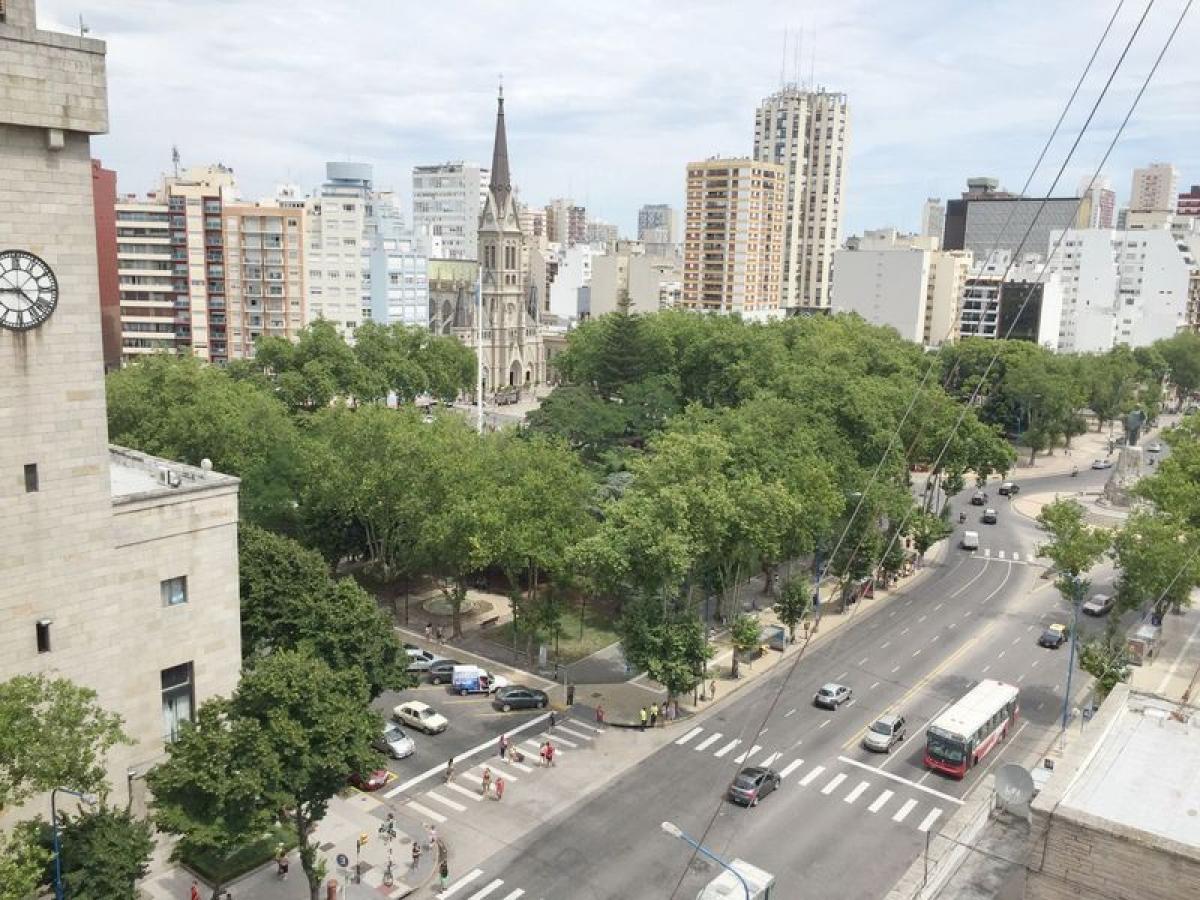 105m² Office in Mar del Plata, Argentina No. 108090