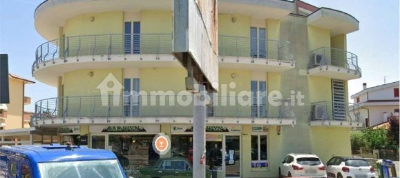 2 bedrooms Apartment in Corropoli, Italy No. 259259 6