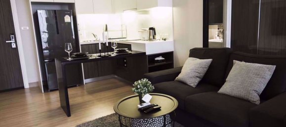 Apartamento com 1 quarto em condomínio em Khlong San, Thailand N.º 9695 3