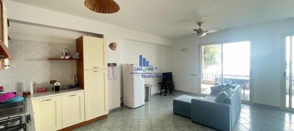 3 rooms Apartment in Taormina, Italy No. 75619 7