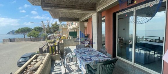 3 rooms Apartment in Taormina, Italy No. 75619 11