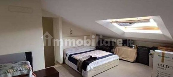 2 Schlafzimmer Haus in Rome, Italy, Nr. 333420 9