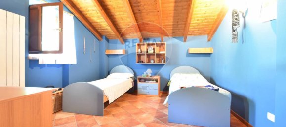 3 bedrooms Villa in Paruzzaro, Italy No. 334333 12