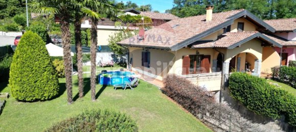 3 bedrooms Villa in Paruzzaro, Italy No. 334333 30