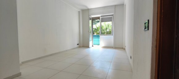 3 rooms Apartment in Milan, Italy No. 338145 22