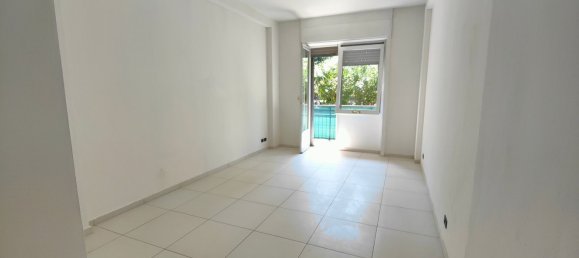 3 rooms Apartment in Milan, Italy No. 338145 29