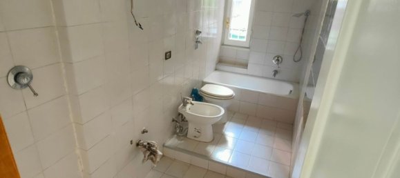 3 rooms Apartment in Milan, Italy No. 338145 14