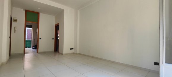 3 rooms Apartment in Milan, Italy No. 338145 21