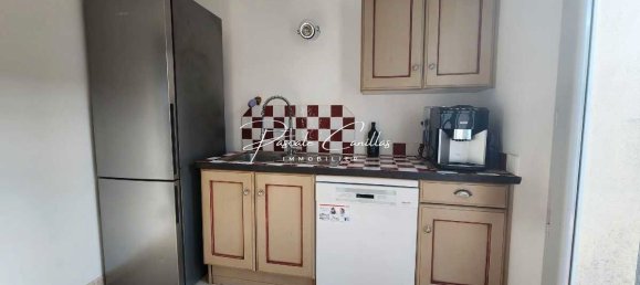 3 bedrooms Villa in Saint-Remy-de-Provence, France No. 193764 5