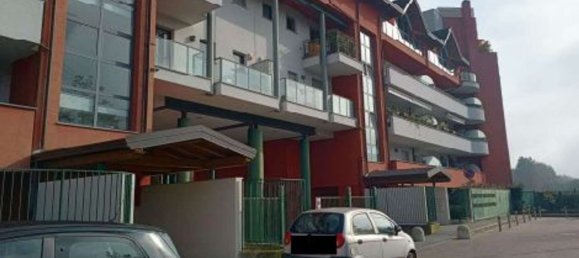 2 rooms Apartment in Legnano, Italy No. 331489 2