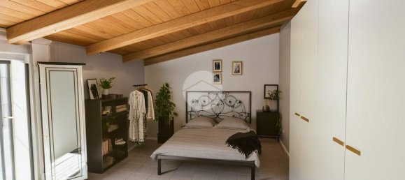 Apartamento de 2 dormitorios en Foggia, Italy No. 315731 2