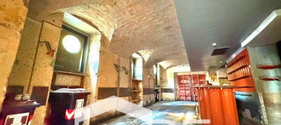 5 rooms Commercial property in Rome, Italy No. 229035 24