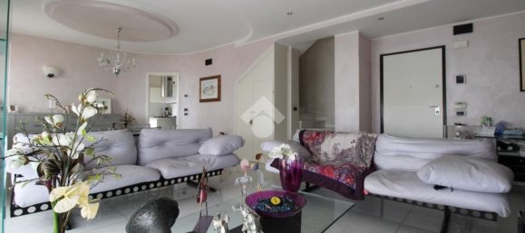 4 rooms Penthouse in Rimini, Italy No. 213423 3