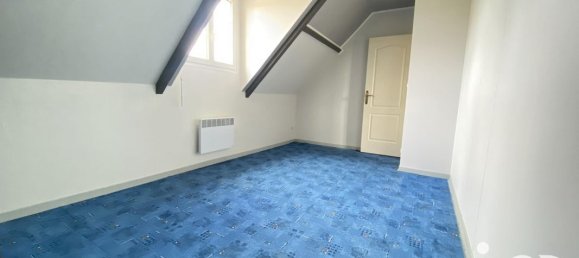 3 bedrooms House in Guiscard, France No. 71805 7