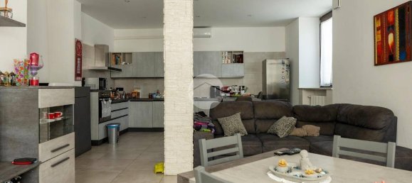 4 bedrooms House in Piossasco, Italy No. 275214 12