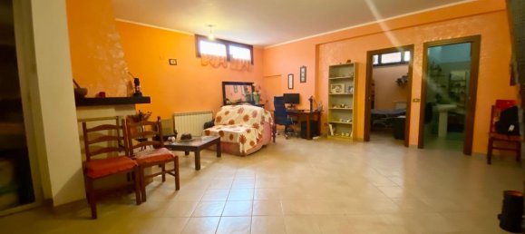 5 rooms House in Rome, Italy No. 28026 11