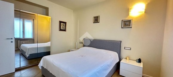 3 rooms Apartment in Desenzano del Garda, Italy No. 127483 22