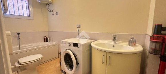 3 rooms Apartment in Desenzano del Garda, Italy No. 127483 15