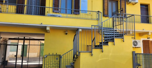 3 rooms Apartment in Cilavegna, Italy No. 273092 2