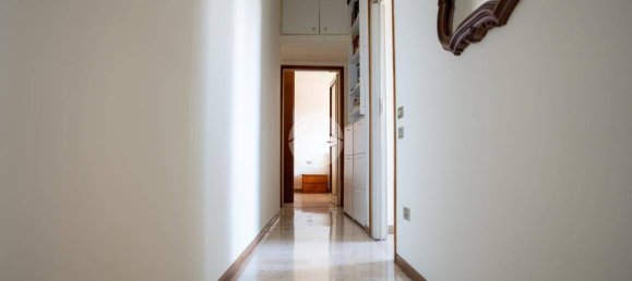 Apartamento de 1 dormitorio en Rho, Italy No. 316378 11