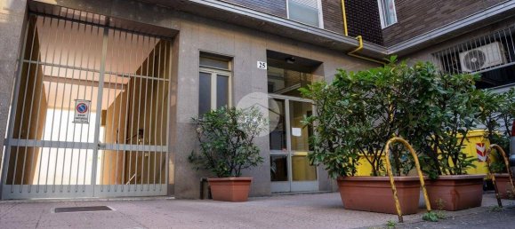 Apartamento de 1 dormitorio en Rho, Italy No. 316378 26