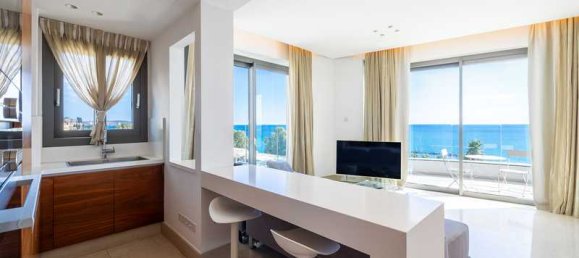 2 bedrooms Apartment in Mouttagiaka, Cyprus No. 7961 9