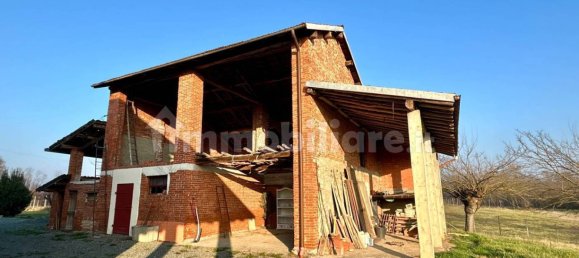 4 bedrooms House in Novi Ligure, Italy No. 43571 14