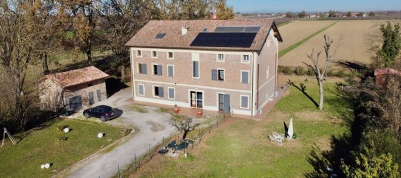 7غرفة منزل في San Martino in Rio, Italy رقم 131473 2