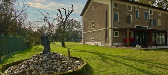 7غرفة منزل في San Martino in Rio, Italy رقم 131473 13