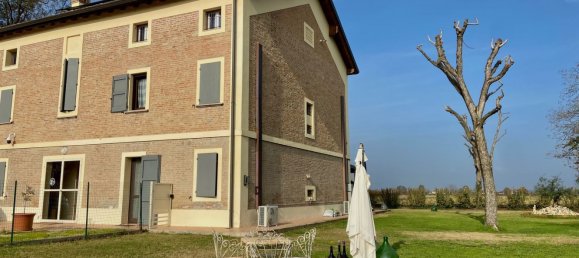 7غرفة منزل في San Martino in Rio, Italy رقم 131473 8