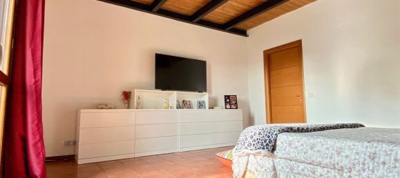 7غرفة منزل في San Martino in Rio, Italy رقم 131473 46