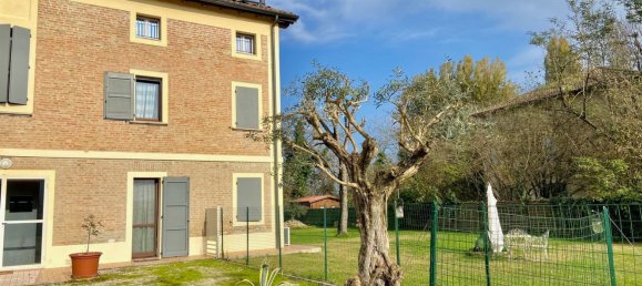 7غرفة منزل في San Martino in Rio, Italy رقم 131473 6