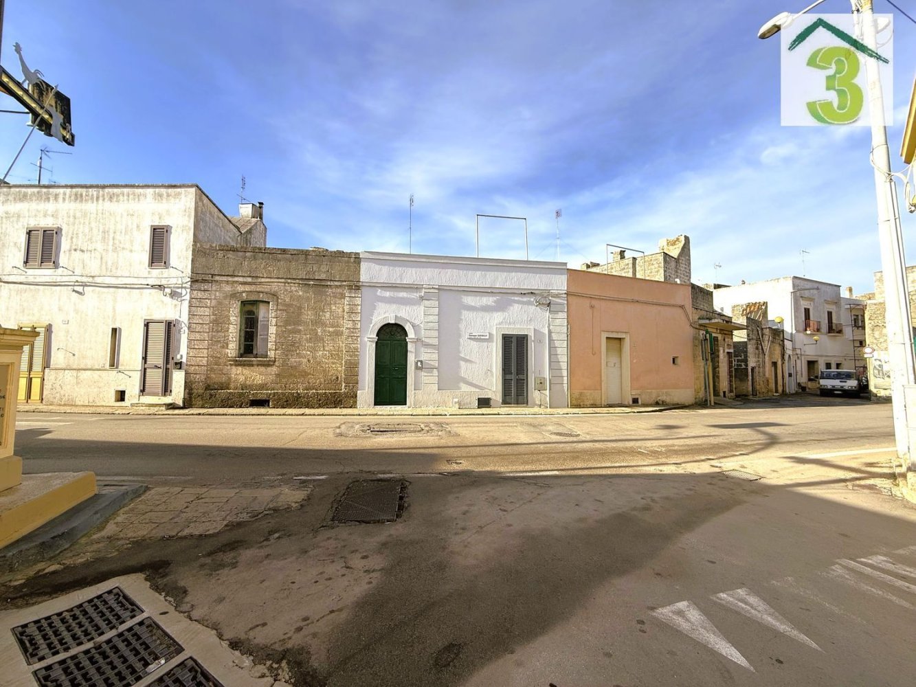 Дом с 2 комнатами в Tricase, Италия № 170756