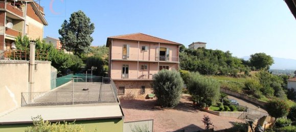 Apartamento de 4 dormitorios en Narni, Italy No. 369889 5